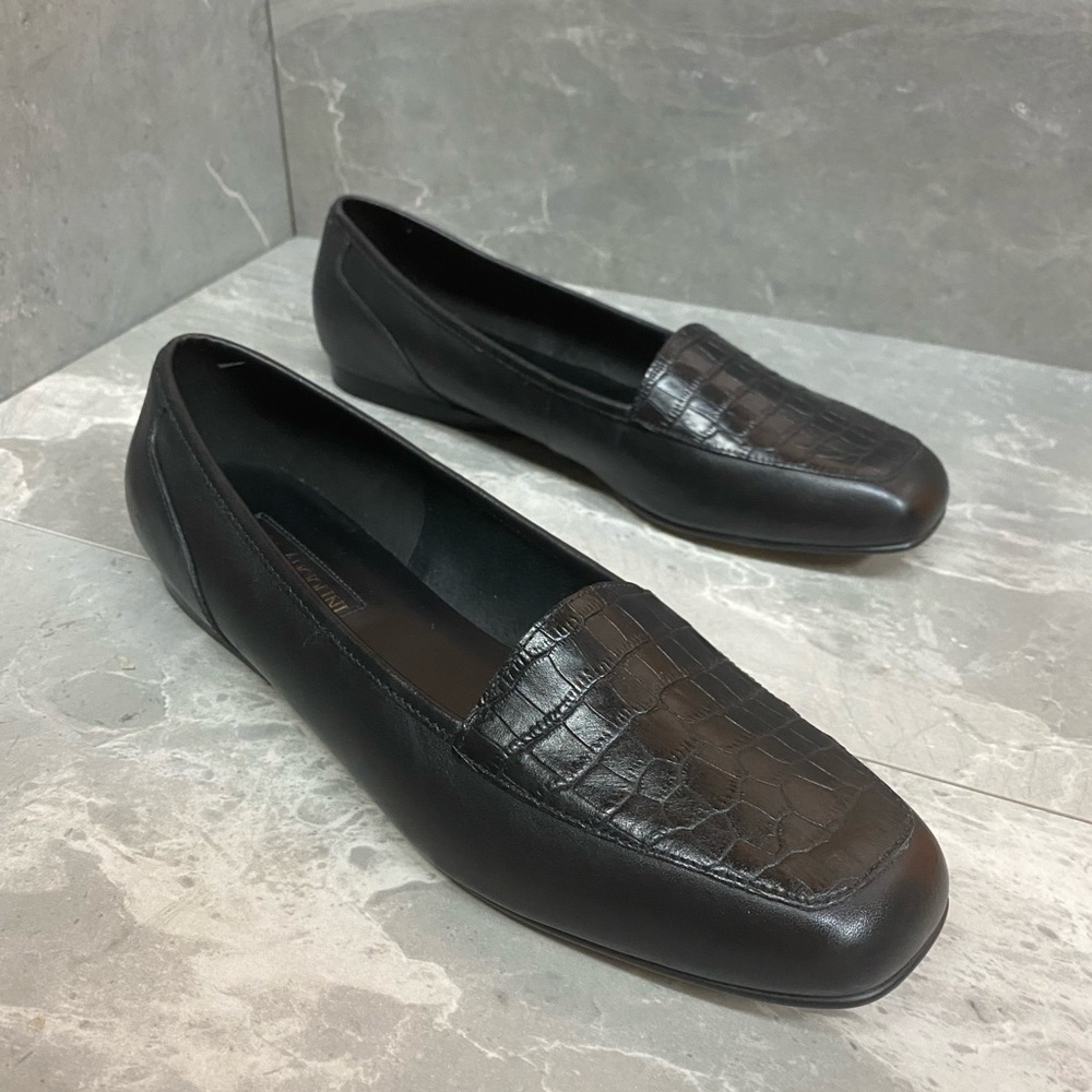 Enzo Angiolini Black Croc Flat Loafers